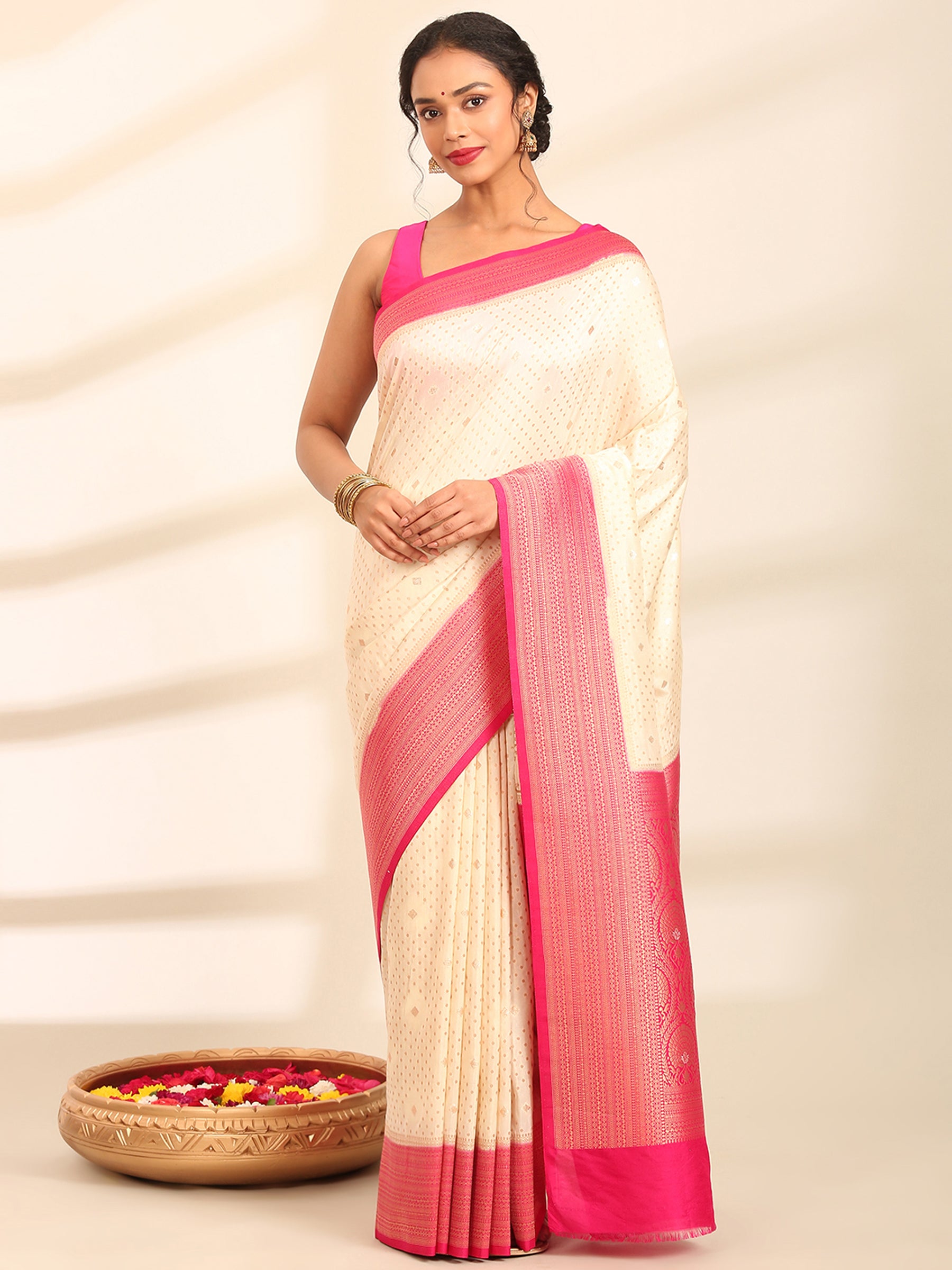 Rani Pushp Banarasi Saree