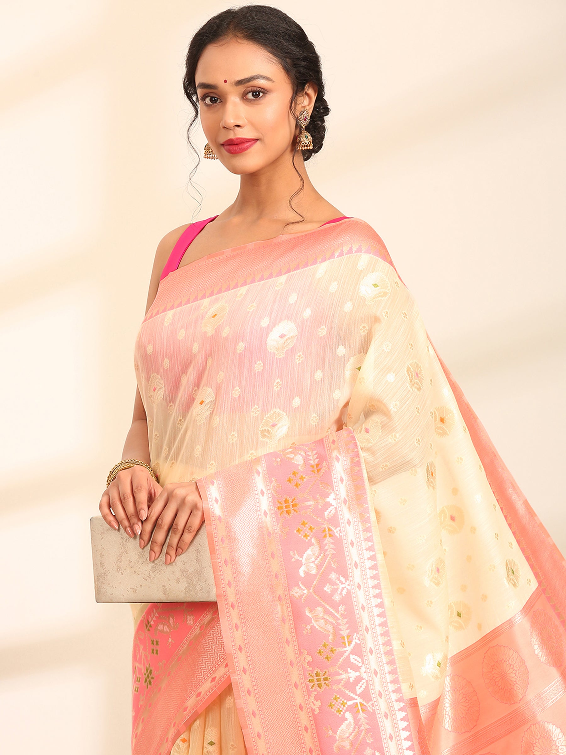 Gulabi Rangbaaz Banarasi saree