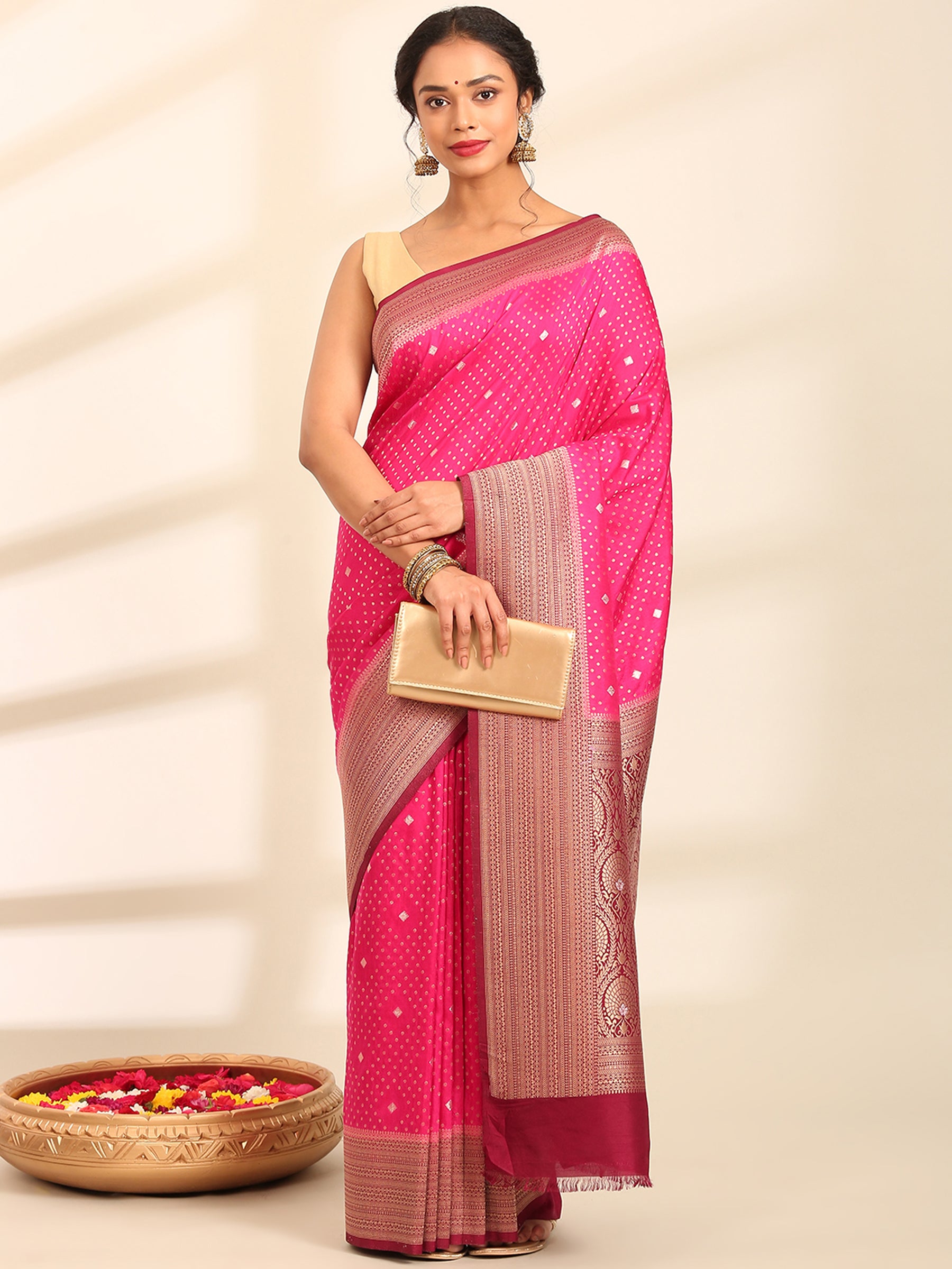Gulabi Kashi Banarasi Saree